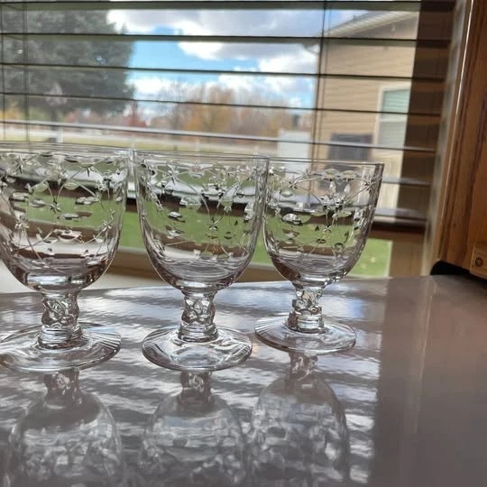 Set Of 8 Fostoria Christiana Low Sherbert/Cocktail Glasses Etched - Image 4 of 4