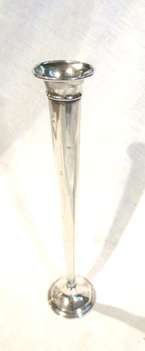 Vtg. Reed & Barton 10 in. Sterling Silver  Bud Vase 80 Weighted Reinforced