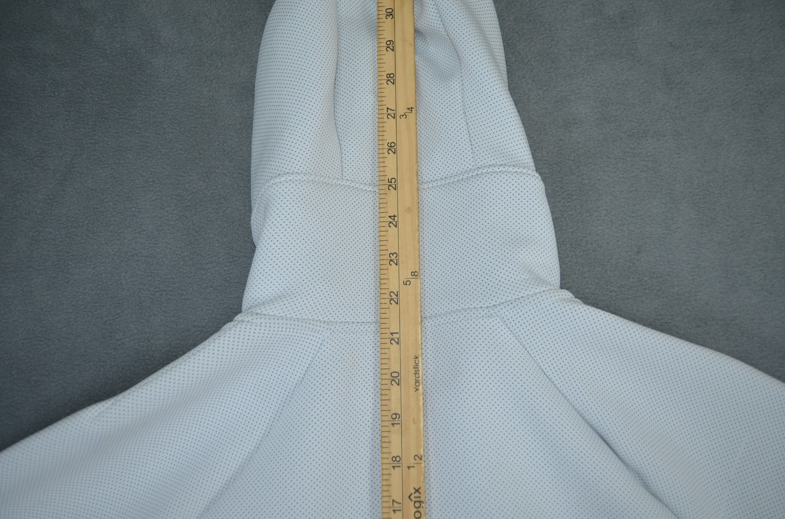 Under Armour Temperature-Control Zip Jacket 13178… - image 8