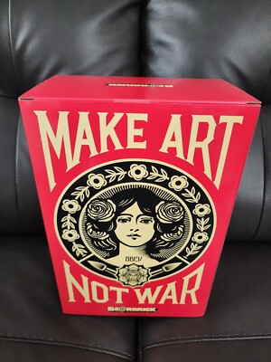 Medicom Bearbrick MAKE ART NOT WAR 400% + 100% SET DCON 2023