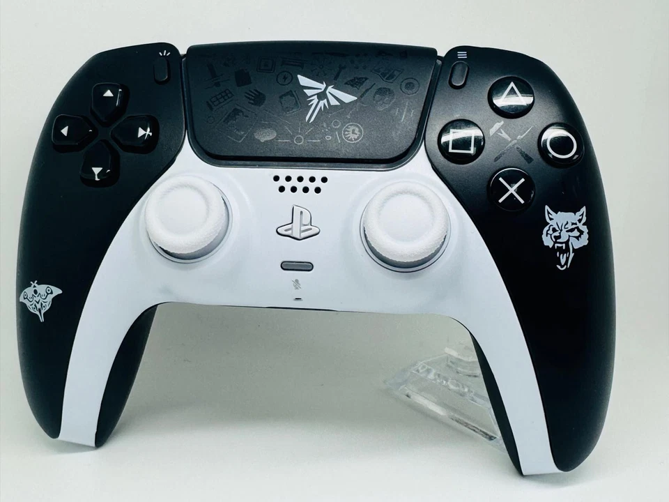Sony PS5 controller dualsense - Custom LAST OF US - great condition - Image 3 of 4