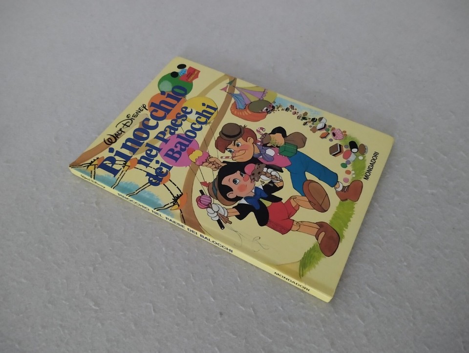 PINOCCHIO NEL PAESE DEI BALOCCHI - Imparo a Leggere con Topolino / Walt