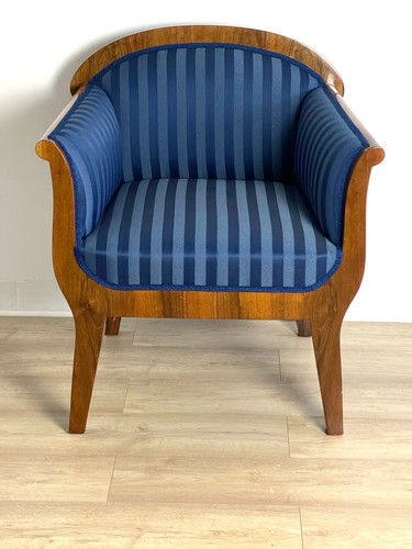 Eleganter Biedermeier-Sessel aus Nussbaumholz von Retroles - Bild 3 von 7