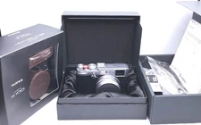 [MINT in Box Case] Fujifilm FinePix X100 Silver 12.3MP Digital Camera From Japan