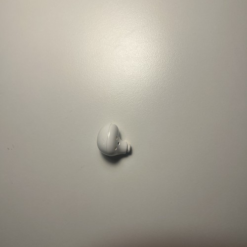 Samsung Galaxy Buds2 - TYLKO LEWE SŁUCHAWKI - Białe słuchawki Bluetooth - Zdjęcie 2 z 2