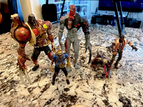 Resident Evil ToyBiz Figurines Lot