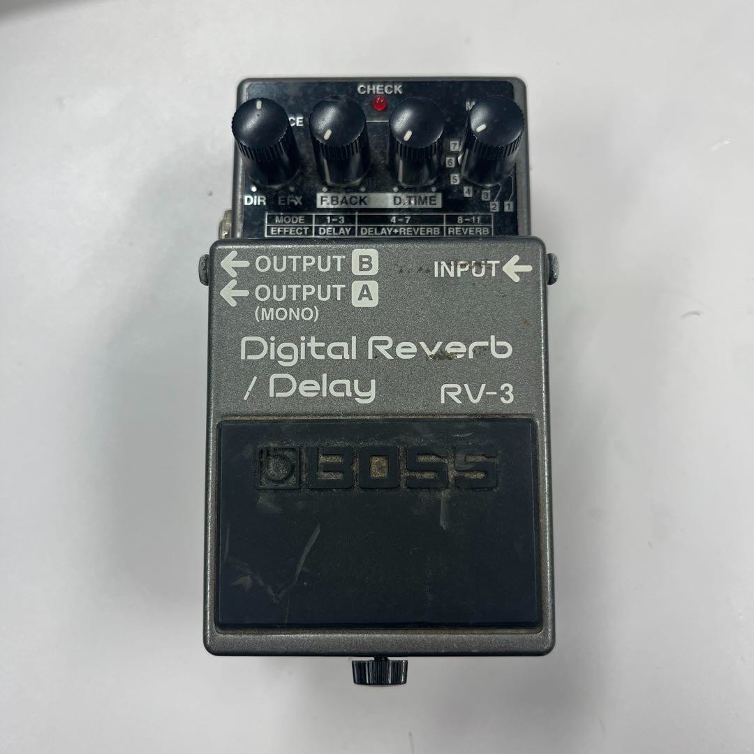 ギター BOSS RV-3 rv3_main.jpg