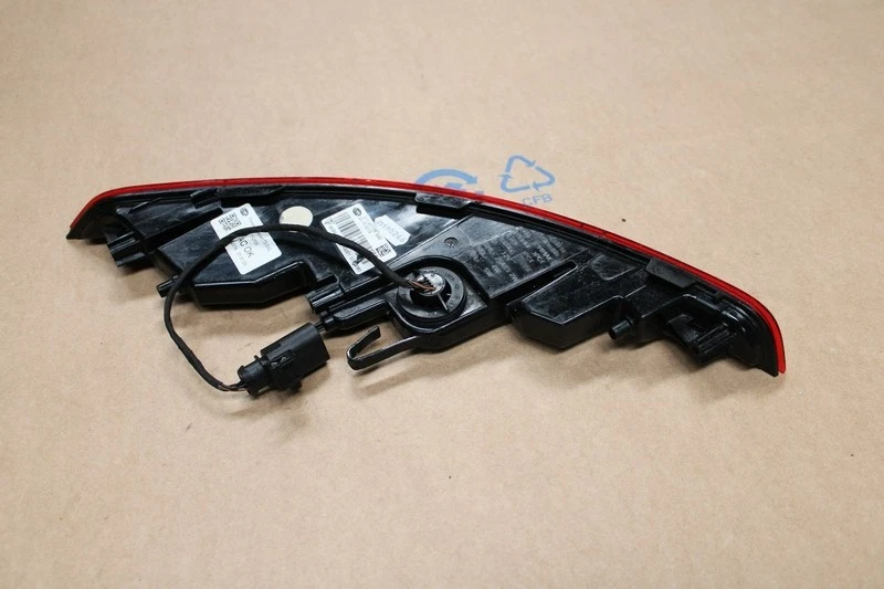 Porsche Macan 95B Rückleuchte Hinten Links 95B945725 R - Bild 2 von 4