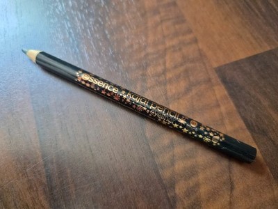 essence Kajal Pencil Eyeliner 01 Black Kajalstift schwarz vegan