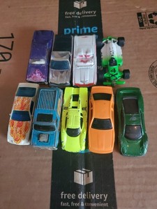 Vintage Hot Wheels / Matchbox Cars 90s And Older Used Lot - 9 Cars 