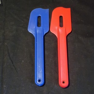 Tupperware Gadgets Set Of Two 8.75in  Paddle Scraper Spatulas In Blue and Red