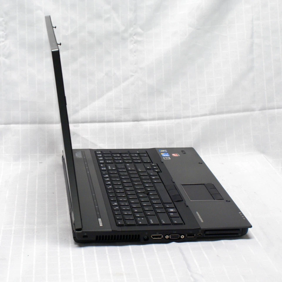 Estación de trabajo móvil HP EliteBook 8740W Core i5 ATI 8 GB RAM 500 GB HDD Win 7 Pro Foto 4 de 4