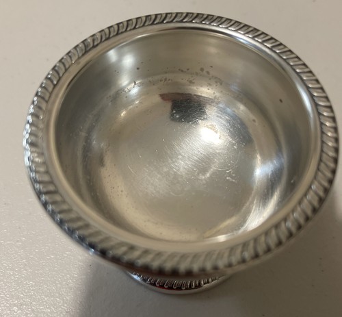 925 Sterling Silver Bowl #424 2” Tall x 2 1/8”Wide 56.7g Weight - Picture 7 of 8