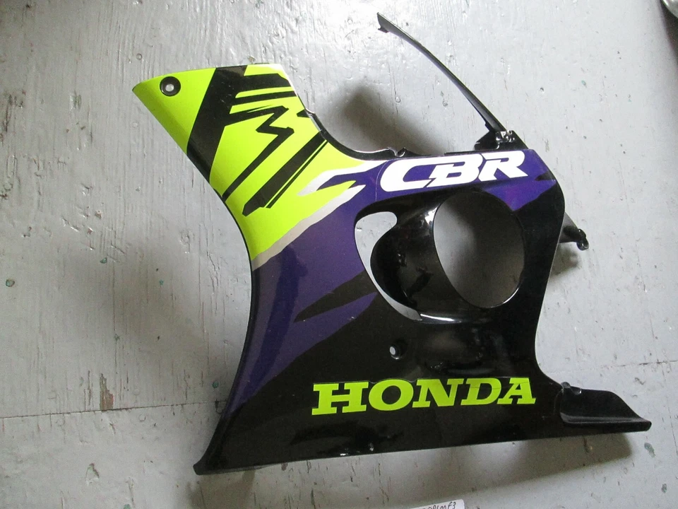 1995 Honda CBR600F3 black / purple /yellow left lower cowl set 64255-MAL-670 - Image 4 of 4