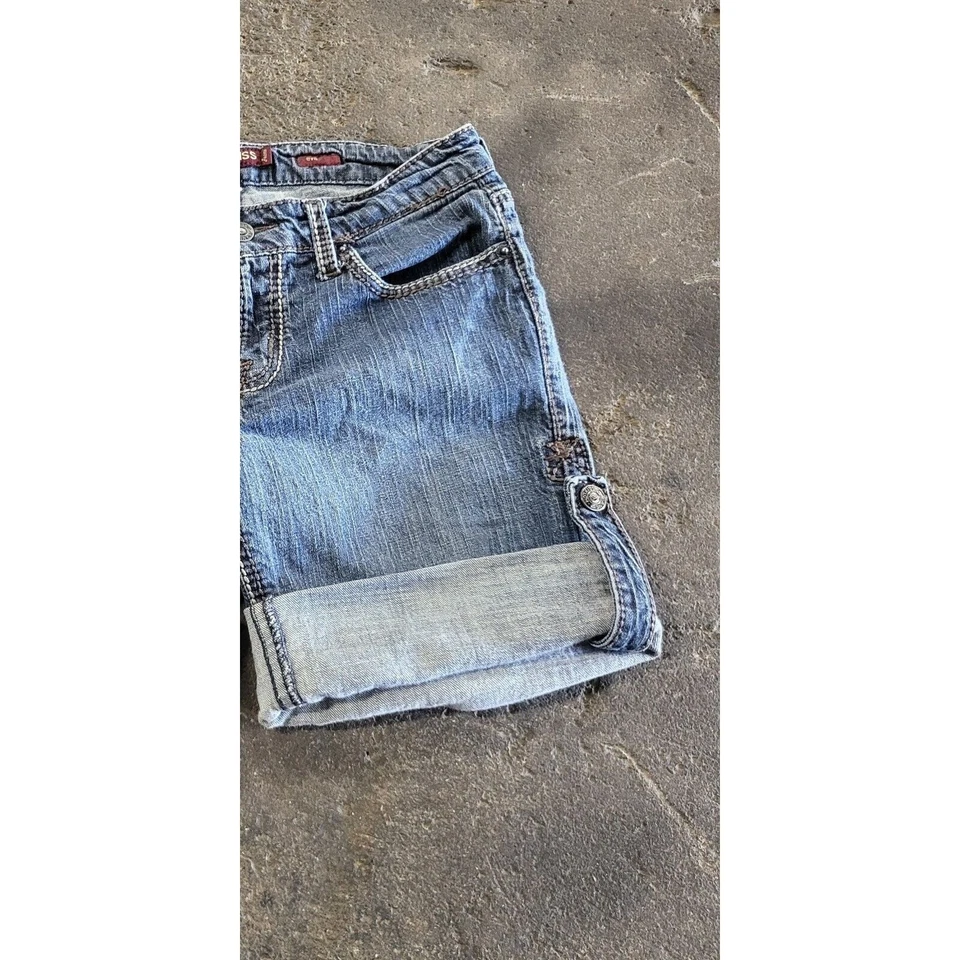 Pantalones Cortos Hot Kiss Para Mujer Talla 27 Azul Jean Denim Playa Puños Elastizados Desteñidos Etiqueta 7 Foto 3 de 4