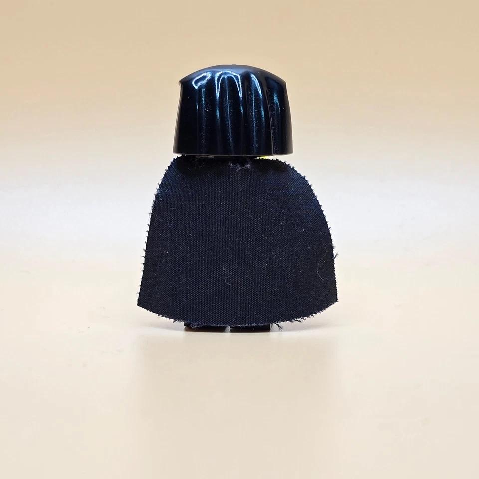 LEGO Star Wars Minifigur – Luminara Unduli sw0116 | Mit Leucht-Lichtschwert 💡⚔️ - Bild 2 von 2