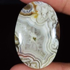 natural CRAZY LACE AGATE oval cabochon loose gemstone 26.70 Carat. 22x32x04 mm