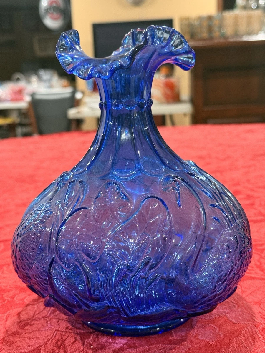Fenton Swan Vase for sale | eBay