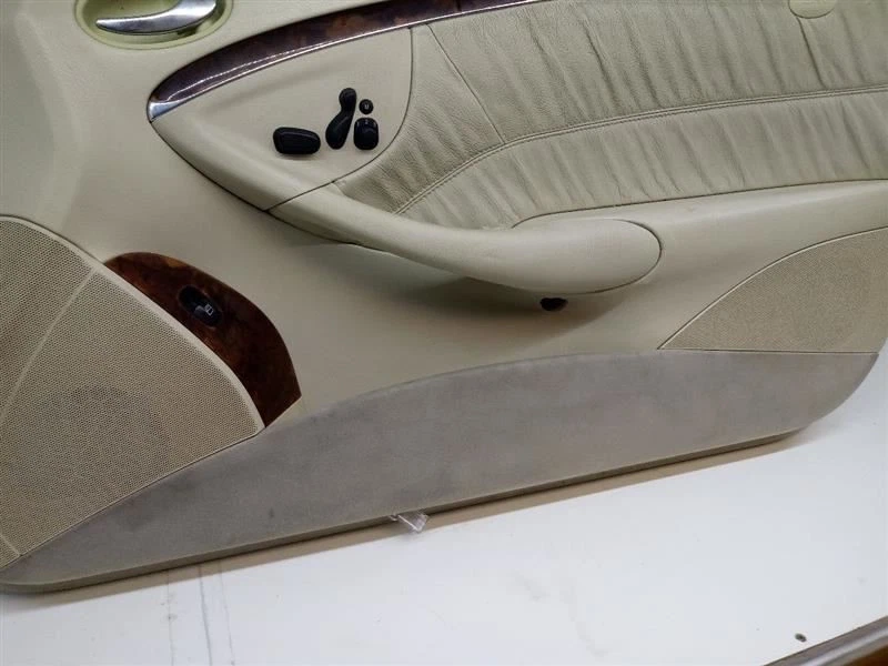 2004 05 06 07 08 2009 Mercedes-Benz CLK350 Right Passenger Front Interior Door P - Image 2 of 4