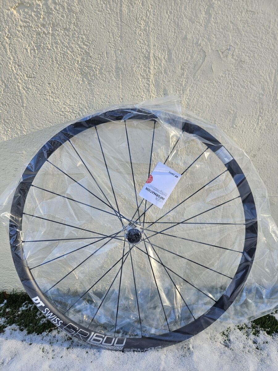 DT Swiss Gr1600 Spline 25 Front Wheel 700c 12 X 100mm DT Swiss Gr1600 Spline 25 Front Wheel 700c 12 X 100mm