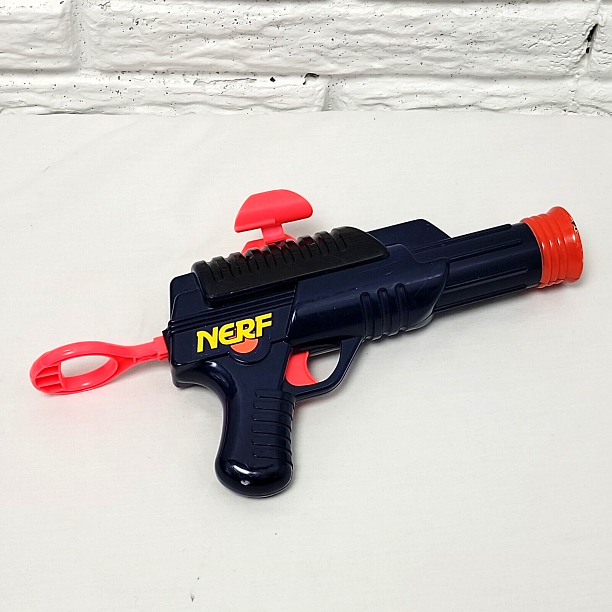 VTG 1993 Kenner Nerf Sharp Shooter Single Shot Pull Back Dart