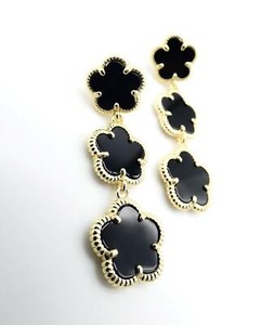 Authentic EXQUISITE Lightweight 18kt Gold Plated Triple Black Onyx 5 Petal Flower Earrings