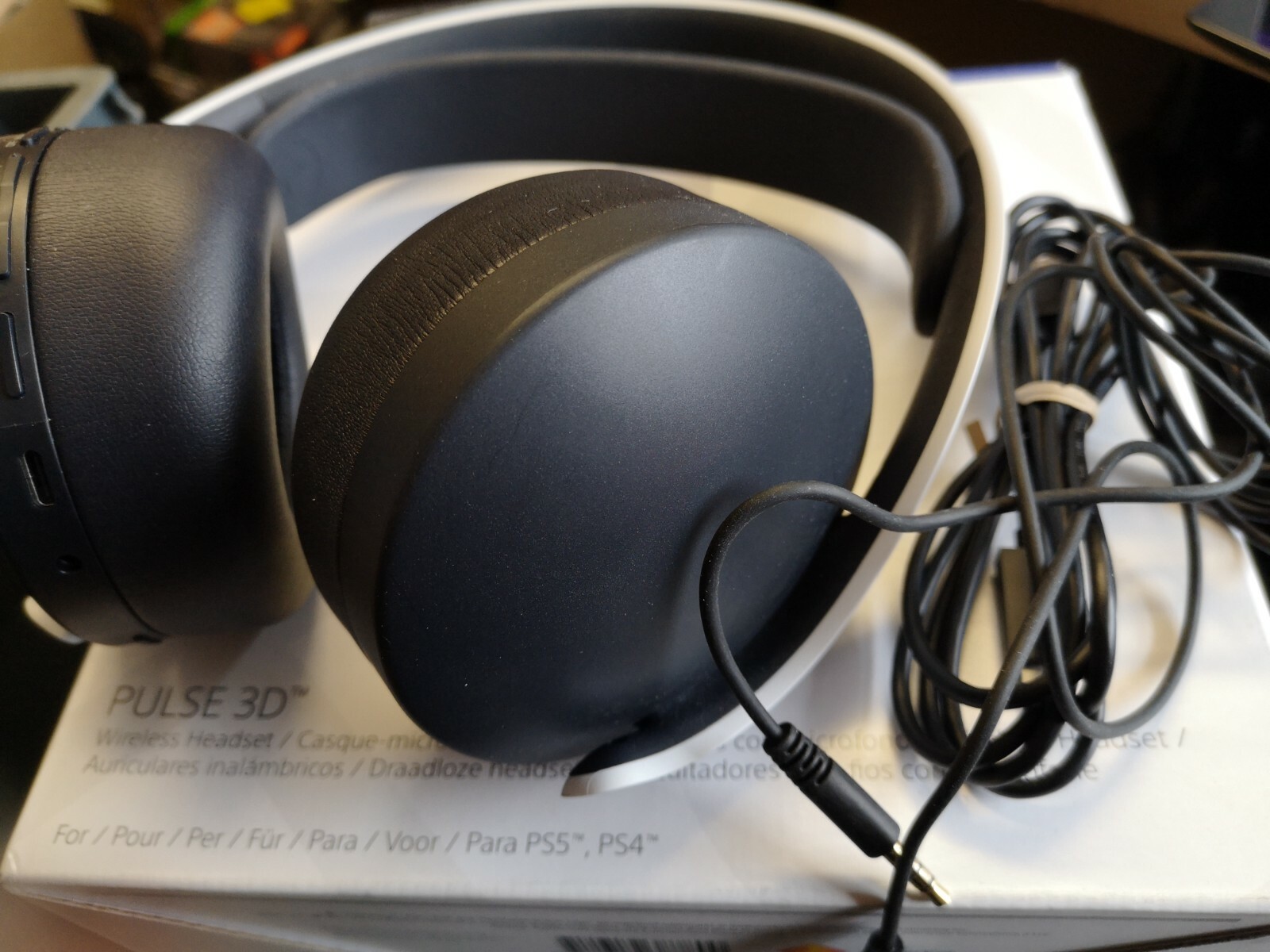 Sony Pulse 3D Wireless Gaming Headset 