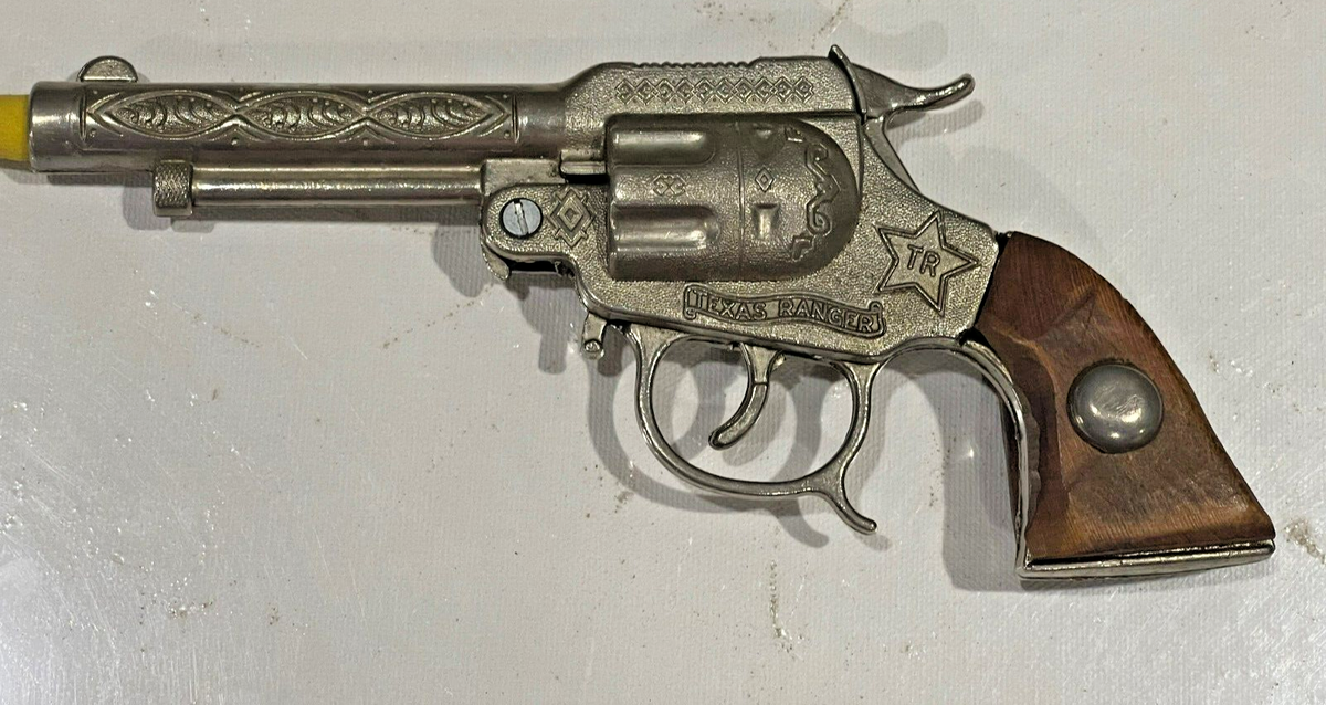 3 - Vintage 1950 Heavy Leslie-Henry “Texas Ranger” Cap Gun Toy