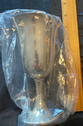VINTAGE S. KIRK STERLING SILVER 1 WATER GOBLET NEW NEVER OPENED SUPER GIFT.   C1