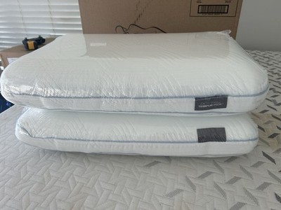 Tempur-Pedic FIRM Cooling Bed Pillow Queen Pack of 2 New