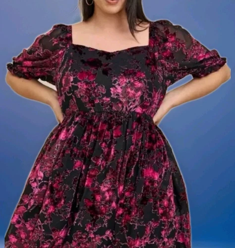 TORRID Mini Burnout Velvet Babydoll Dress in Rose Black Floral SIZE 2X NWT