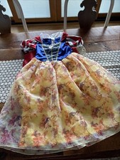 Adorable Disney Princess Snow White Costume. Size 9/10. In NEW Condition.