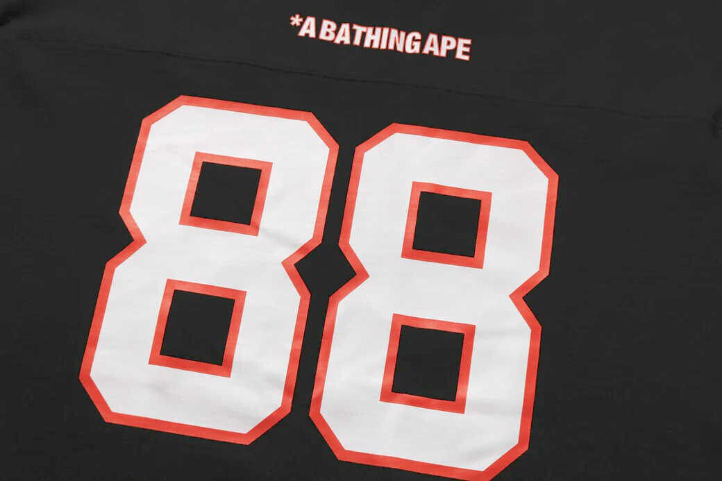 A Bathing Ape Men's Relaxed Fit Long Sleeve T-Shirt 2024 FW A Bathing Ape Men's Relaxed Fit Long Sleeve T-Shirt 2024 FW