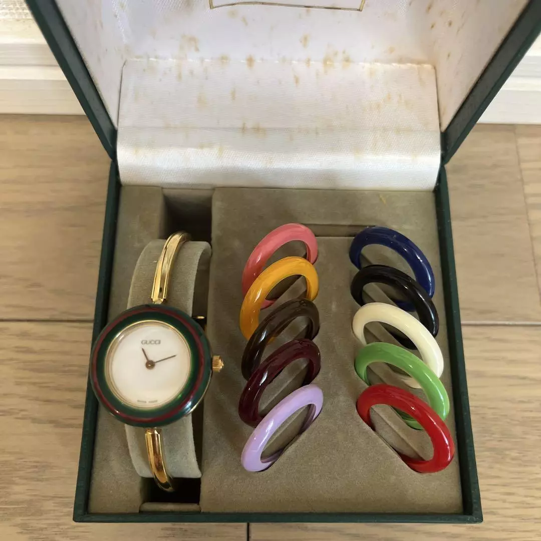 Montre Femme Gucci Change Bezel 11/12,2 Quartz Cadran Blanc