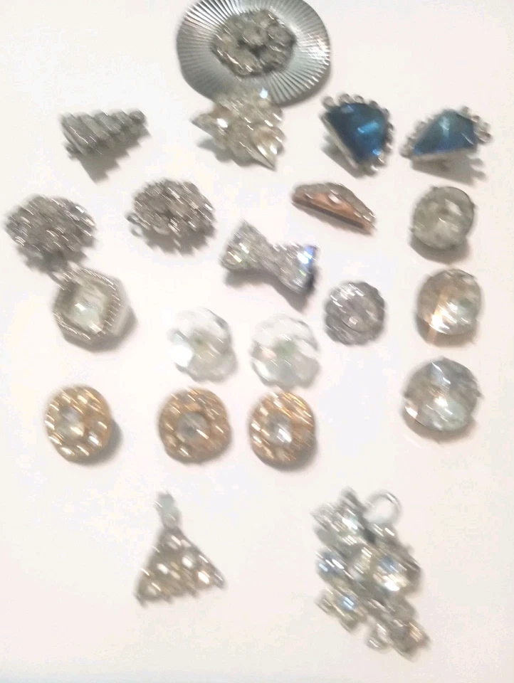 Vintage Rhinestone  Metal Shank Buttons And Earrings  Plus 2 Glass Buttons Lot - Image 3 of 4