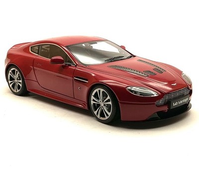 Autoart 70208 Aston Martin V12 Vantage Bj.2010,  extrem selten, OVP, 1:18, D056