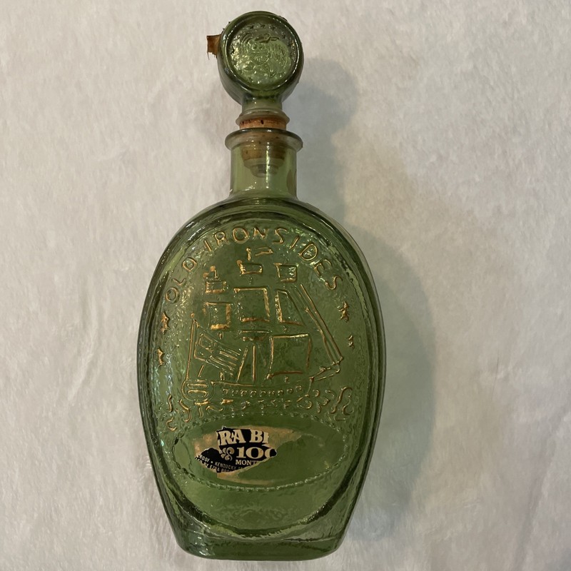 Ezra Brooks Old Ironsides Don't Give Up The Ship Vtg Green Glass Whiskey Bottle