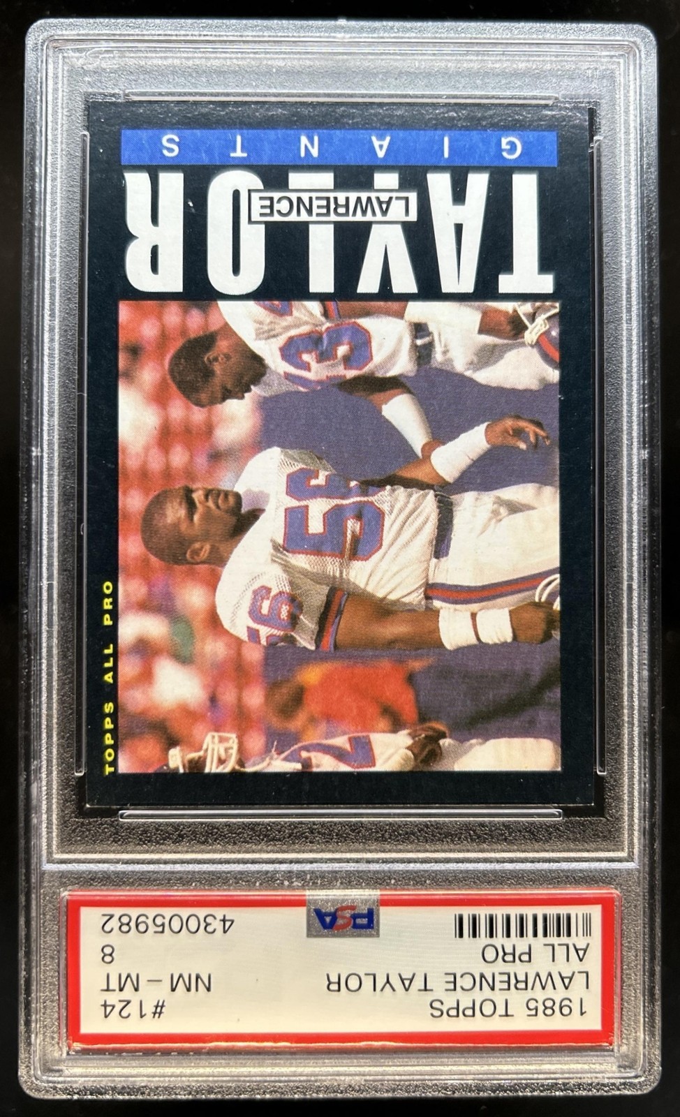 1985 Topps Lawrence Taylor #124 Giants PSA 8