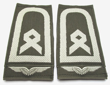 KLETT Rangabzeichen Luftwaffe Hauptfeldwebel wei&szlig;/oliv Schulterklappen