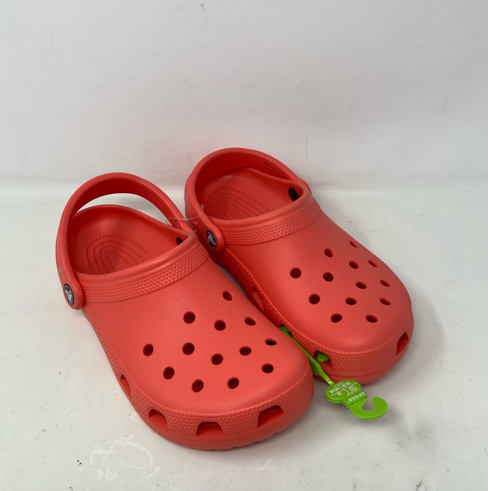 Crocs Classic Clog Coral - Men’s 6 / Women’s 8 (Model 10001)