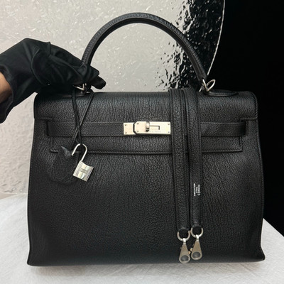 Authentic Hermes Kelly32 Black Goatskin Handbag Detachable Strap Crossbody SHW