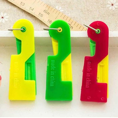 1Pcs Automatic Needle Threader Thread Guide Elderly Sewing Device Tool Use Hot