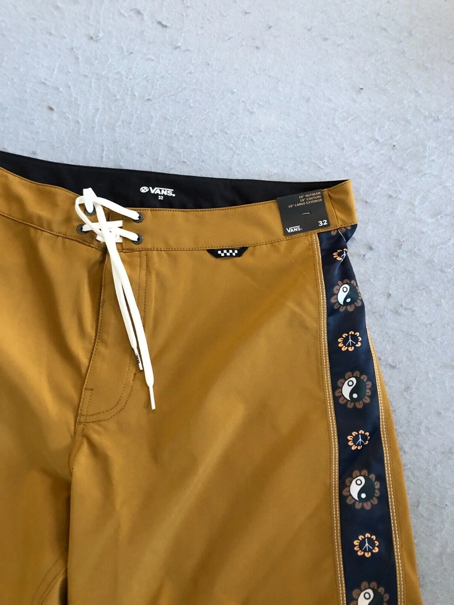 Vans best sale shorts gold