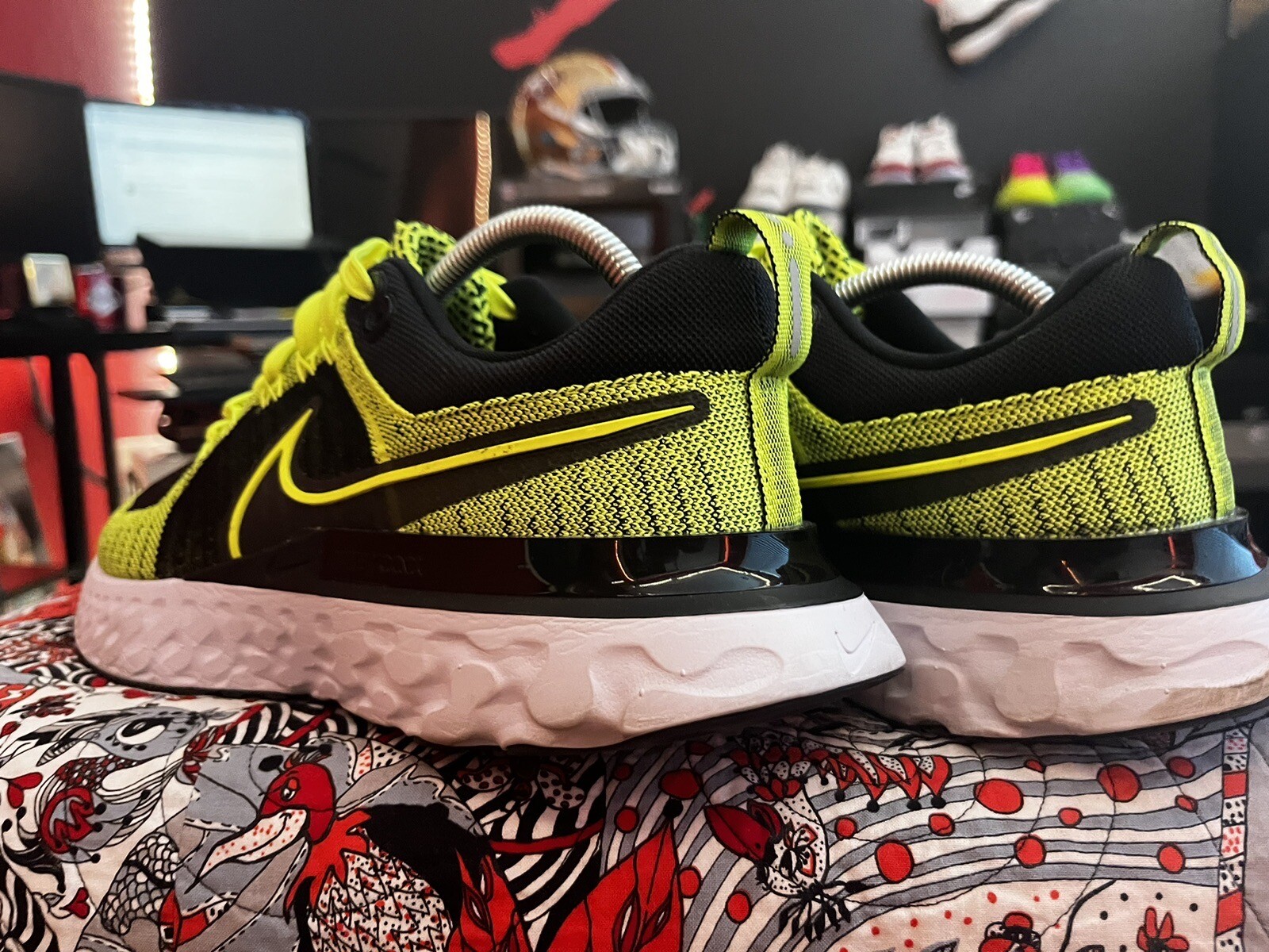 Nike REACT INFINITY VOLT RUN FK 2 MENS 9.5 | WOMANS 11 🔥rare🔥 image 10