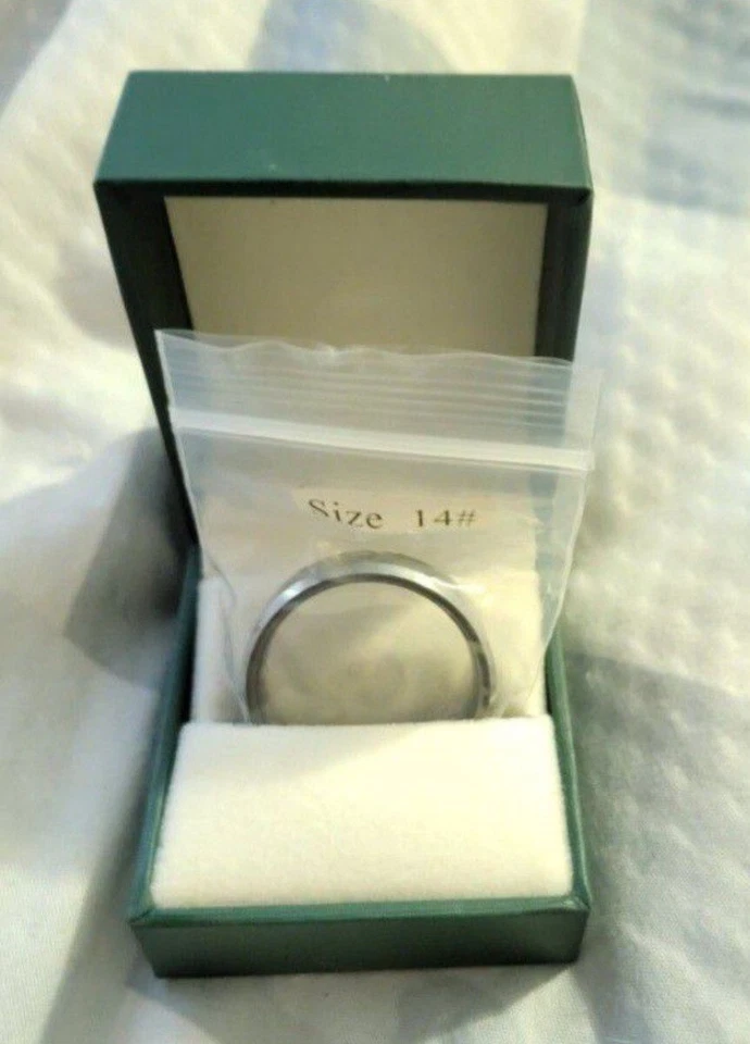 Miami Dolphins Mens NFL tungsten ring. wedding ring. unique gift. Size 14 — 第 2/4 张图片