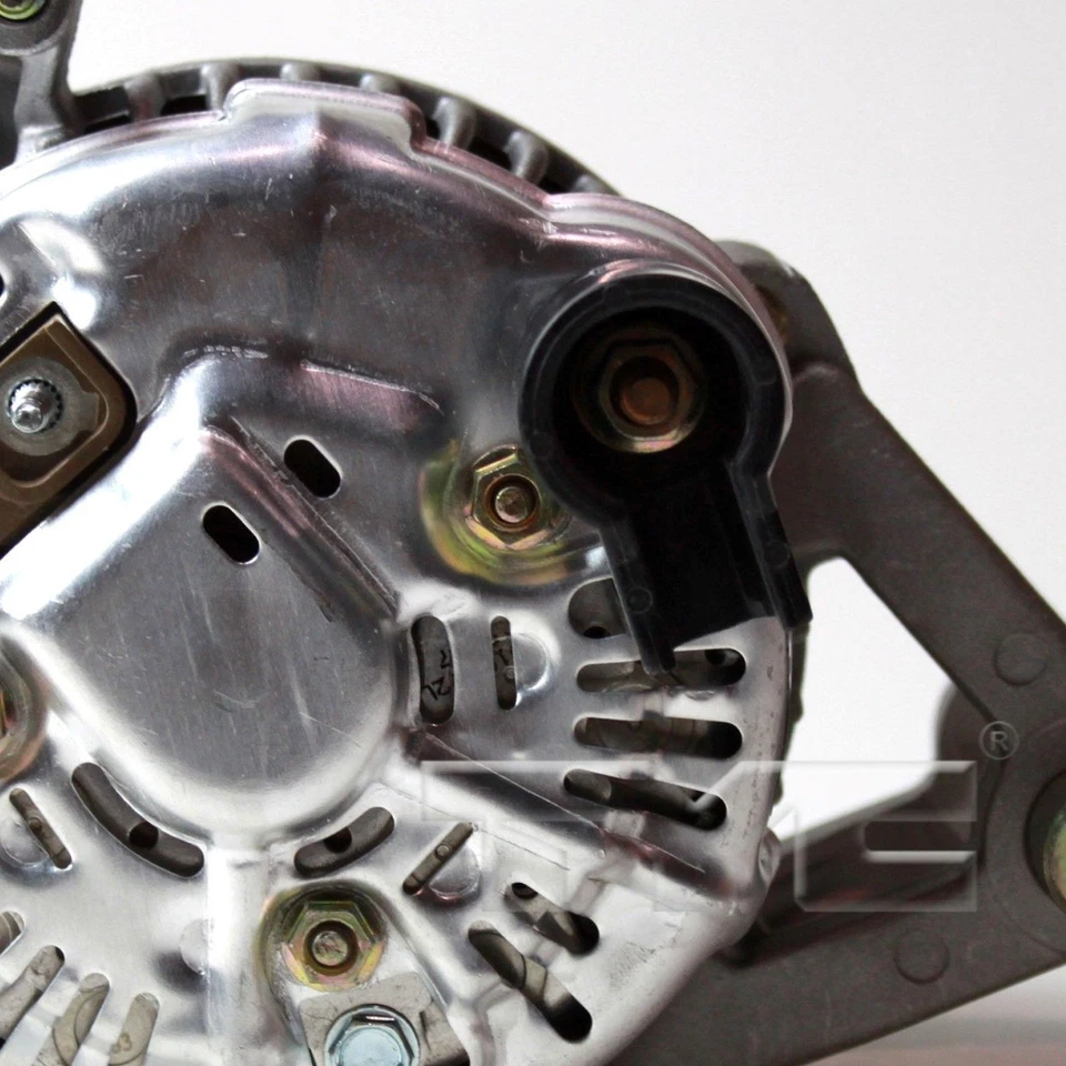 Alternador TYC 2-13341 para modelos seleccionados de Dodge Jeep 91-98 Foto 3 de 4