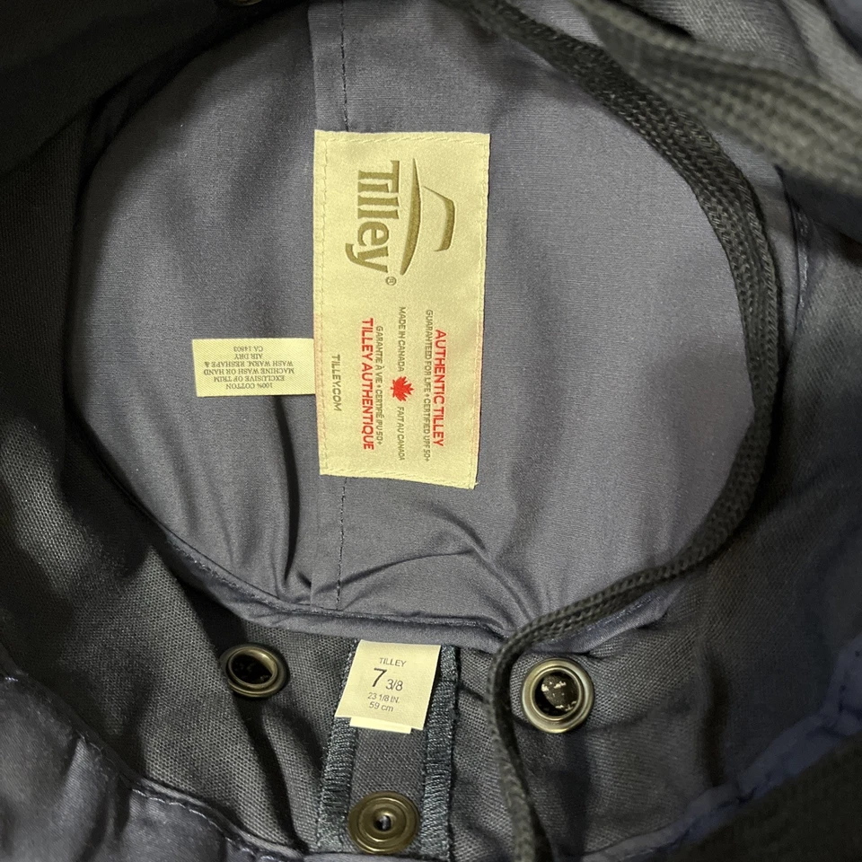 NUEVO Sombrero Tilley T3 CLÁSICO VAGABUNDO AZUL MARINO Algodón Lona 7 3/8 Ala Ancha Foto 3 de 4