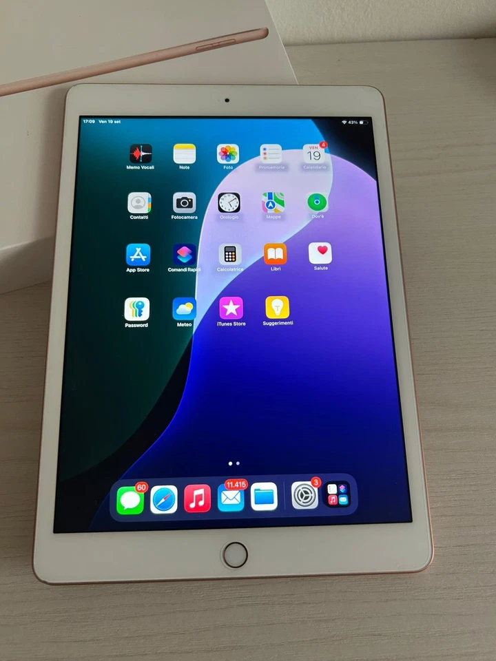 Apple iPad 8a gen. 32GB, Wi-Fi, 10,2" - Oro - Immagine 4 di 4