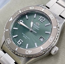 Orient Mako Solar Watch RN-WJ0001E Green, Mint, Used in Good Condition From Japa