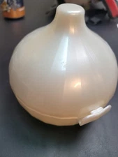 Tupperware Fruit Vegetable Keeper Pearl White